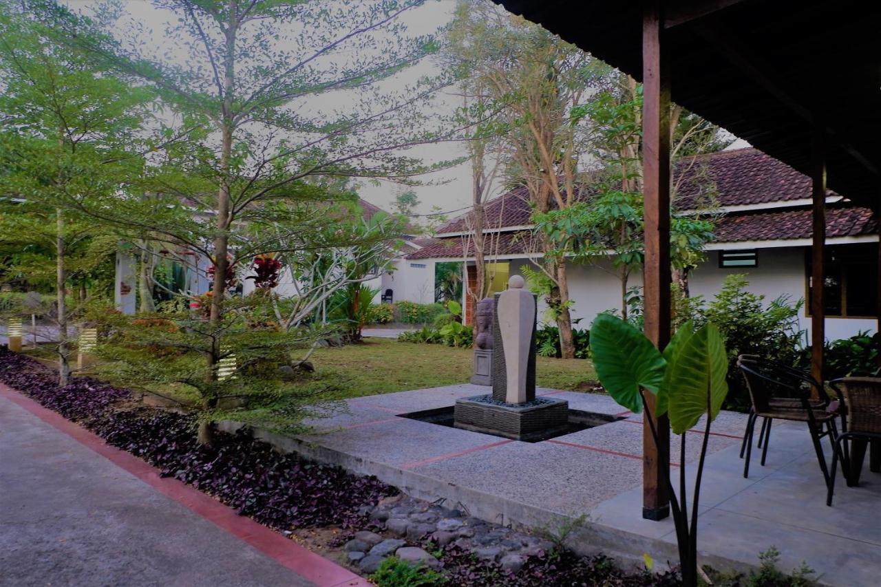 โรงแรมมินักจิงโก บันยูวังงี ภายนอก รูปภาพ